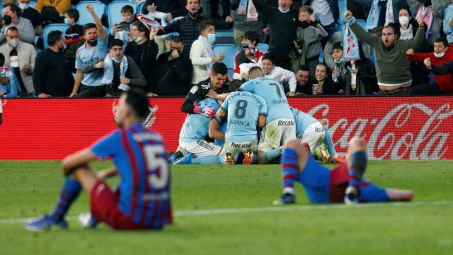 yunkai体育-哈维看看吧，这就是你要带的队，3球领先被绝平