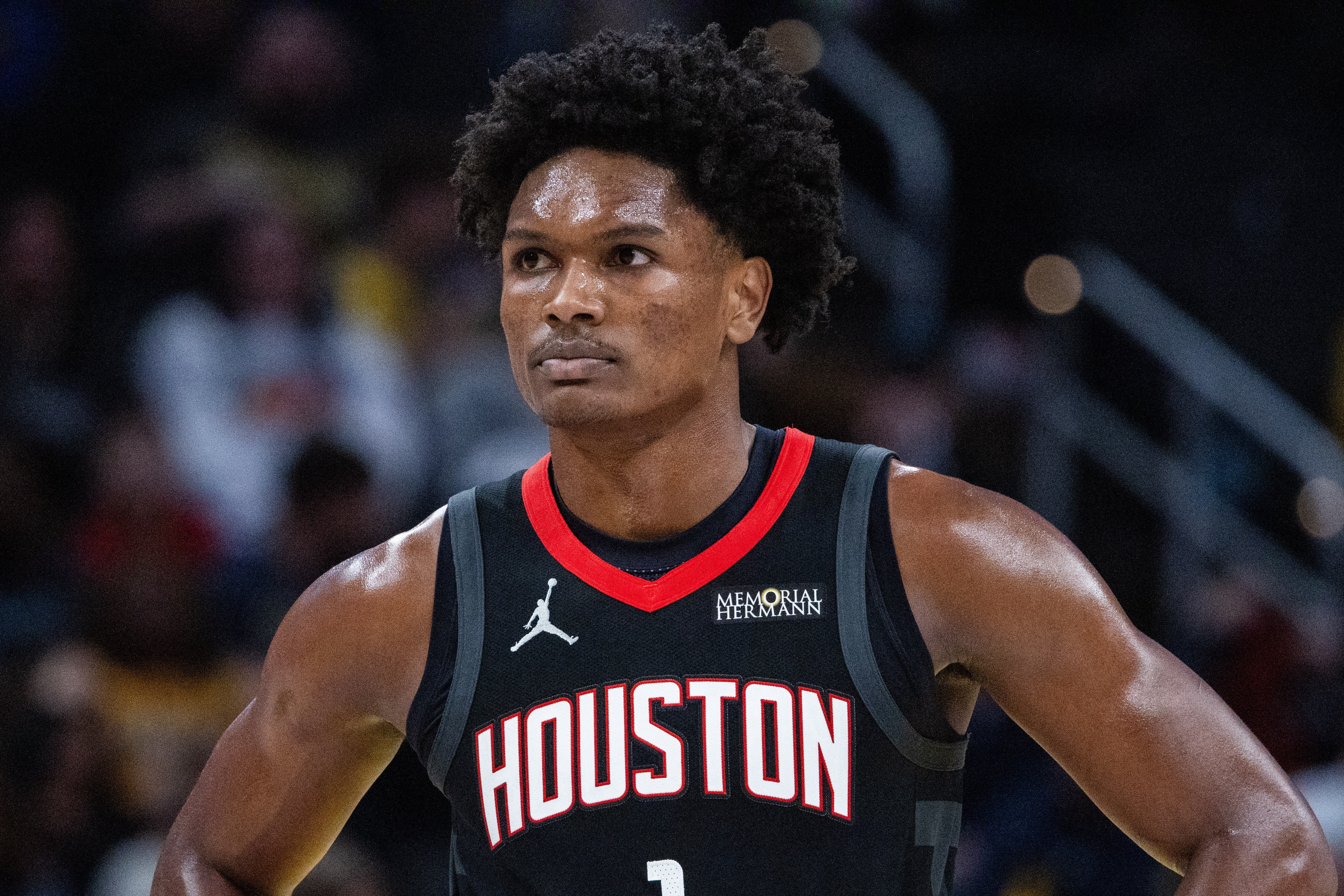 开云平台-阿门：杰伦·格林是我兄弟 我对他说你增重了但还是撞不动我